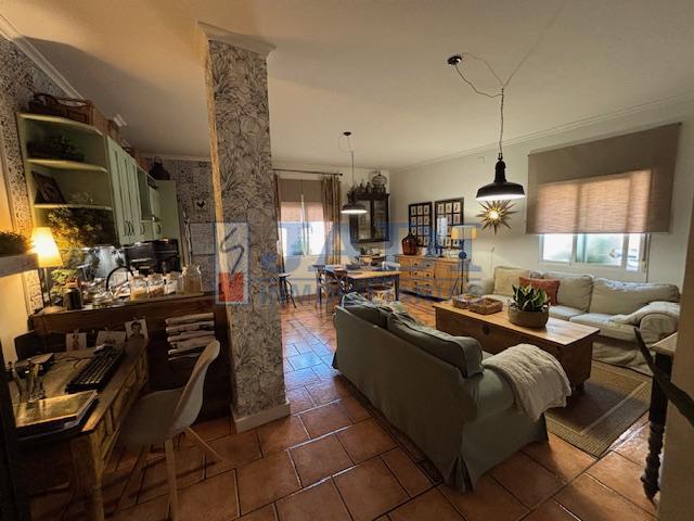 For sale of flat in Valdepeñas