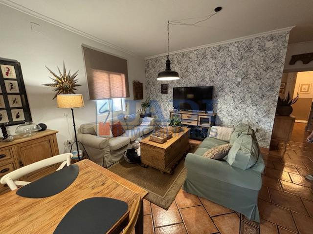 For sale of flat in Valdepeñas