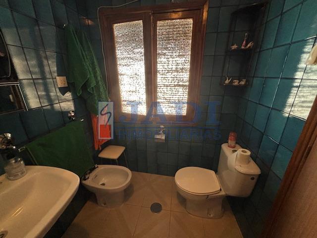 Venta de casa en Valdepeñas