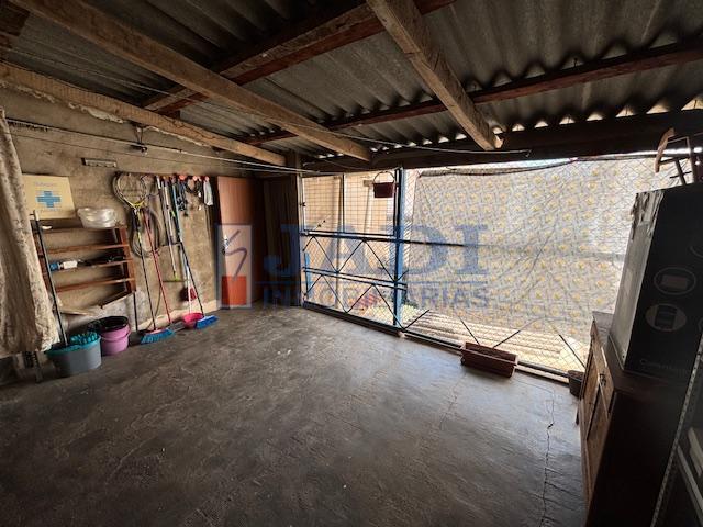 Venta de casa en Valdepeñas