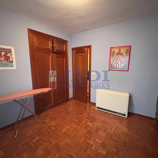 For rent of flat in Valdepeñas