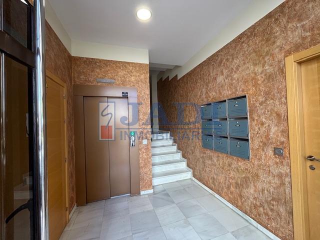 For sale of flat in Valdepeñas