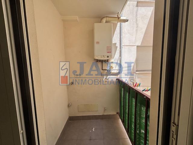 For sale of flat in Valdepeñas