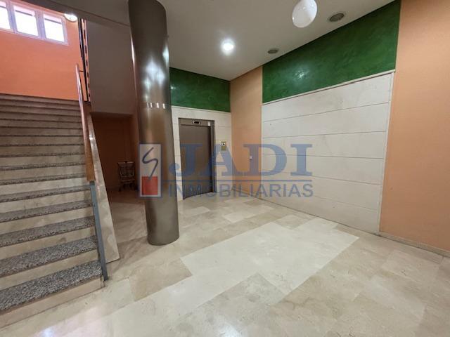 For rent of apartment in Valdepeñas