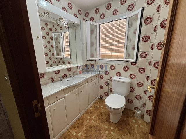 Venta de piso en Valdepeñas