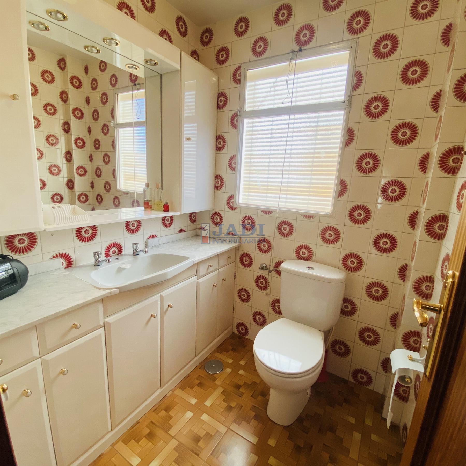 Venta de piso en Valdepeñas