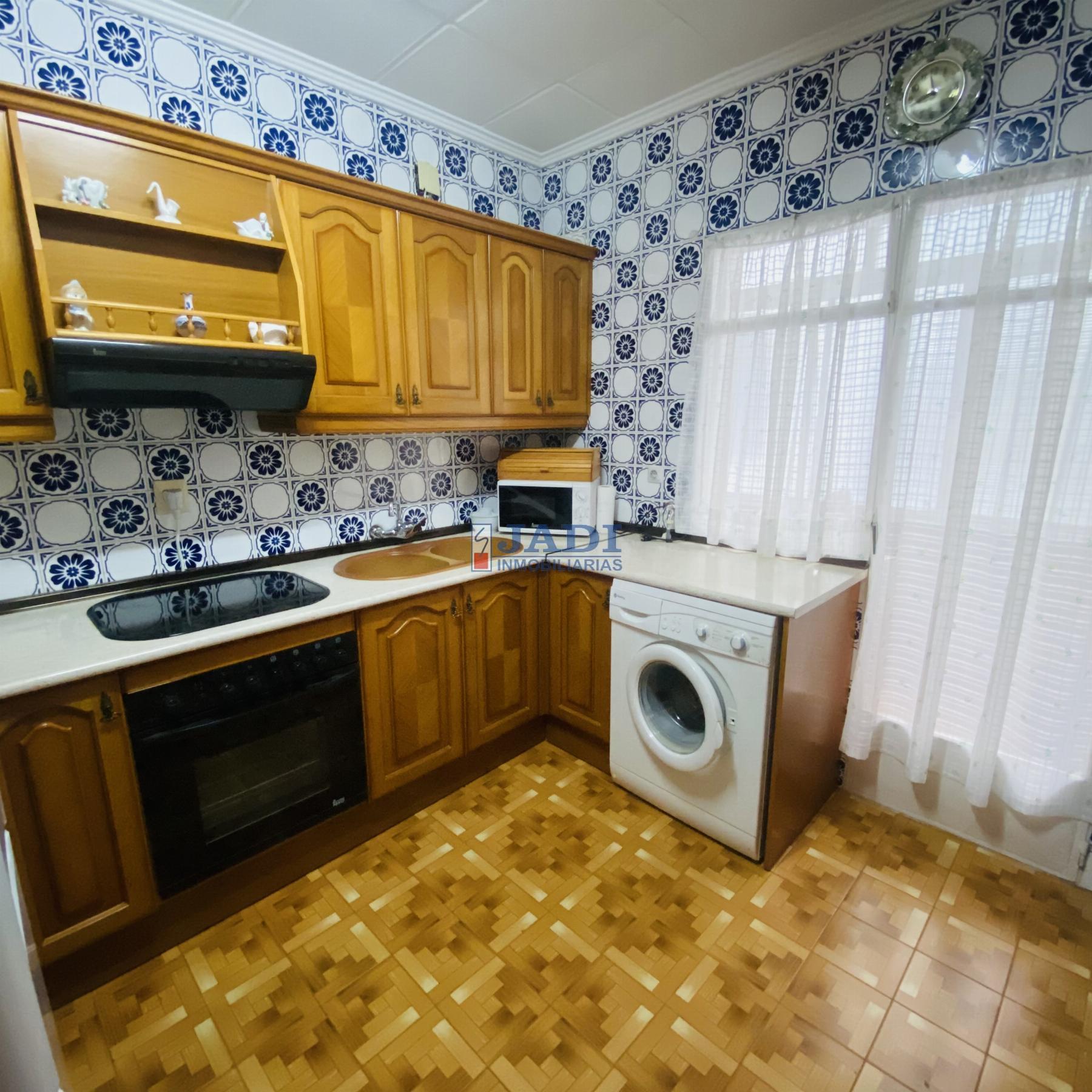 Venta de piso en Valdepeñas
