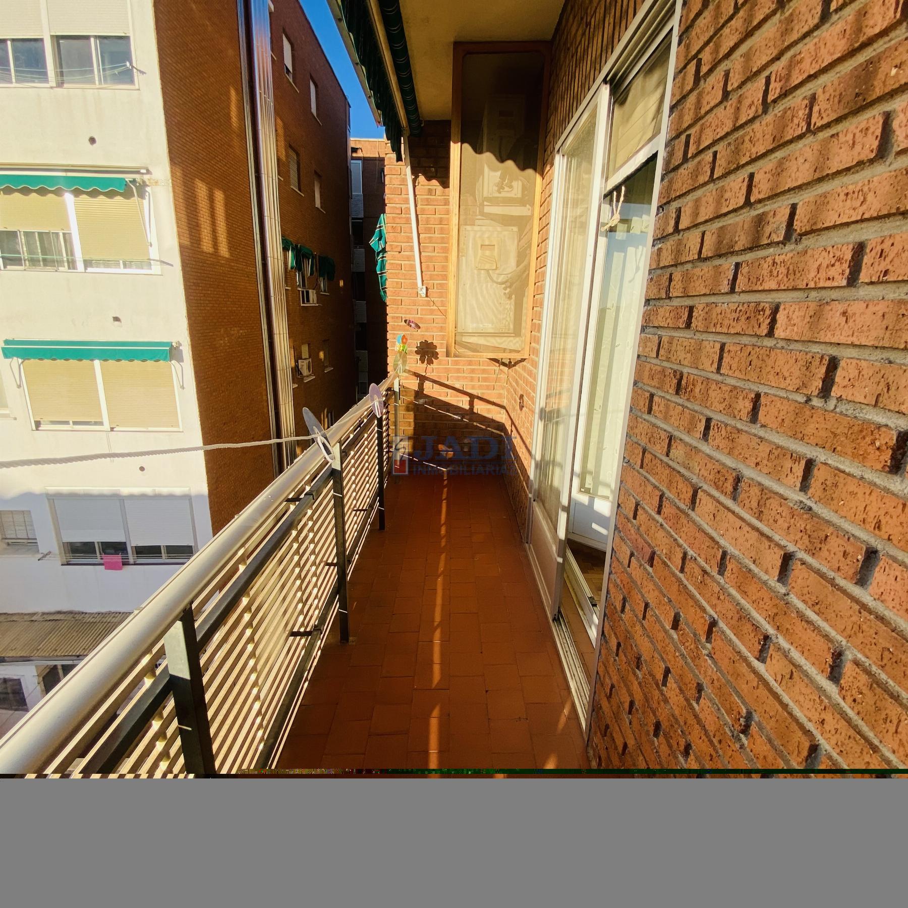 Venta de piso en Valdepeñas