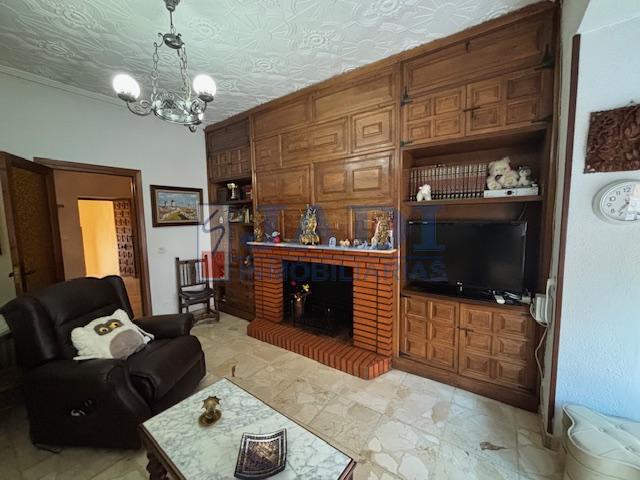 Venta de casa en Valdepeñas