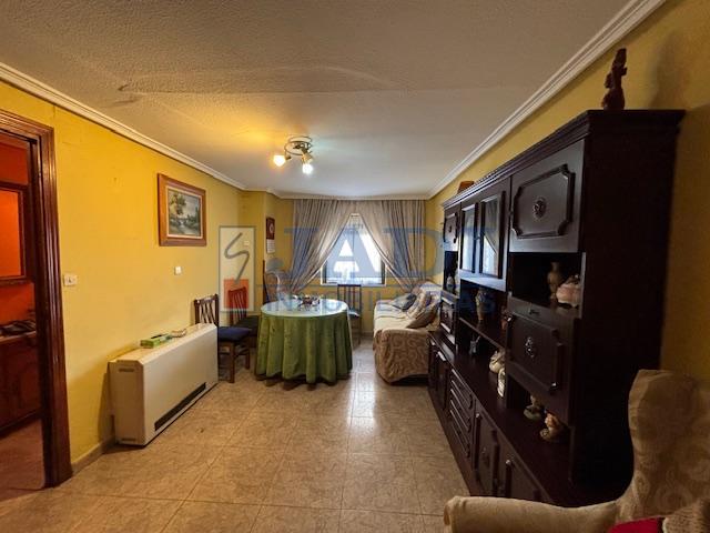 Venta de casa en Valdepeñas