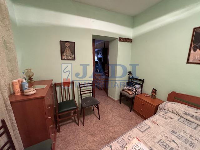 Venta de casa en Valdepeñas