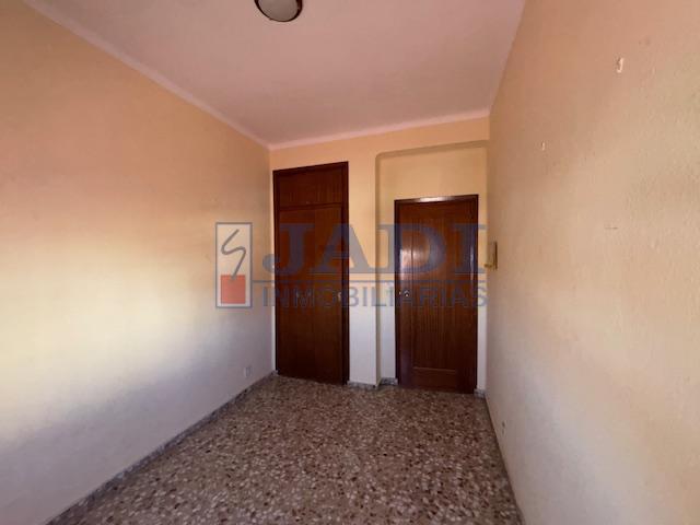 Venta de piso en Valdepeñas