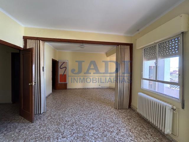 Venta de piso en Valdepeñas