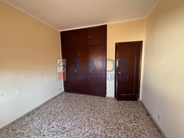 Venta de piso en Valdepeñas