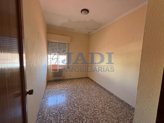 Venta de piso en Valdepeñas