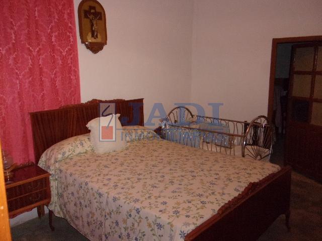 Venta de casa en Valdepeñas