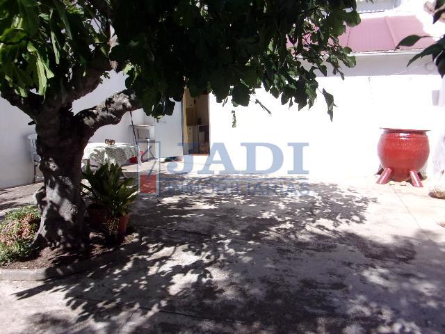 Venta de casa en Valdepeñas