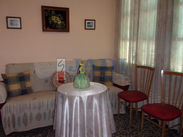 Venta de casa en Valdepeñas