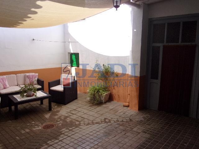 Venta de casa en Valdepeñas