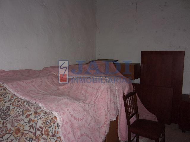 Venta de casa en Valdepeñas