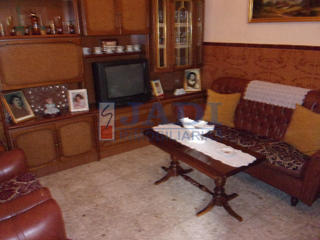 Venta de casa en Valdepeñas