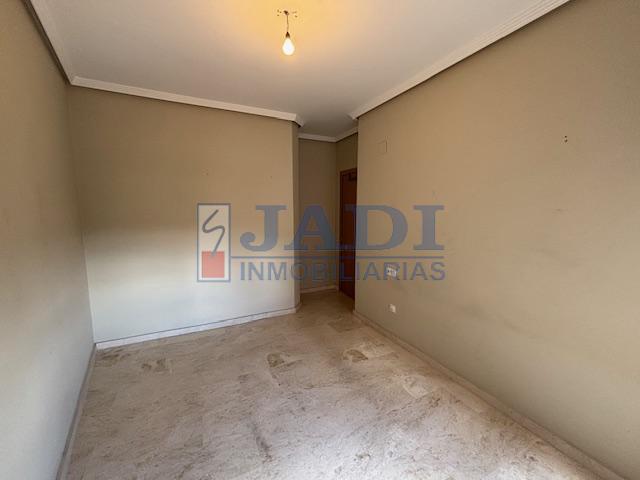 Venta de apartamento en Valdepeñas