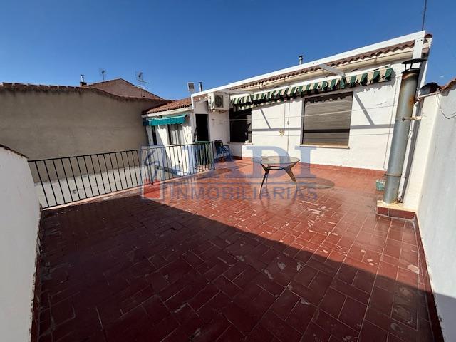 Venta de casa en Valdepeñas