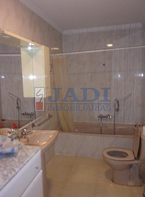 Venta de casa en Valdepeñas