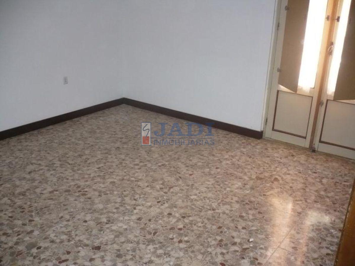 Venta de casa en Valdepeñas