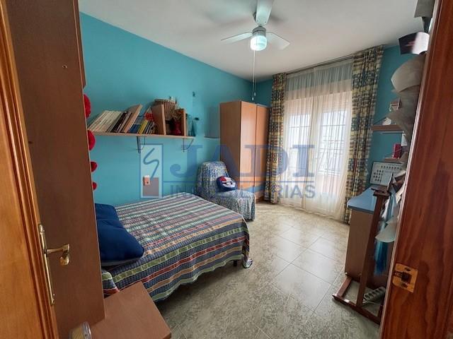 Venta de casa en Valdepeñas
