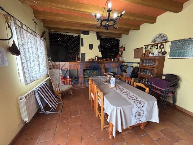 Venta de casa en Valdepeñas