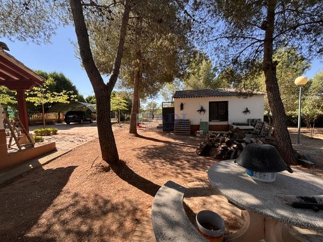 Venta de casa en Valdepeñas