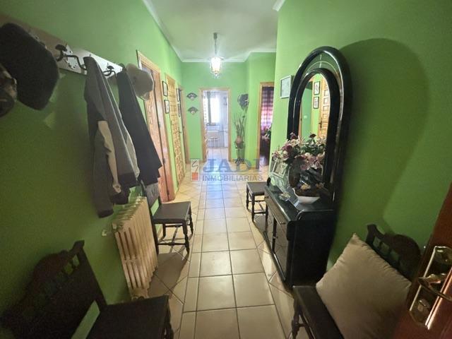 Venta de casa en Valdepeñas