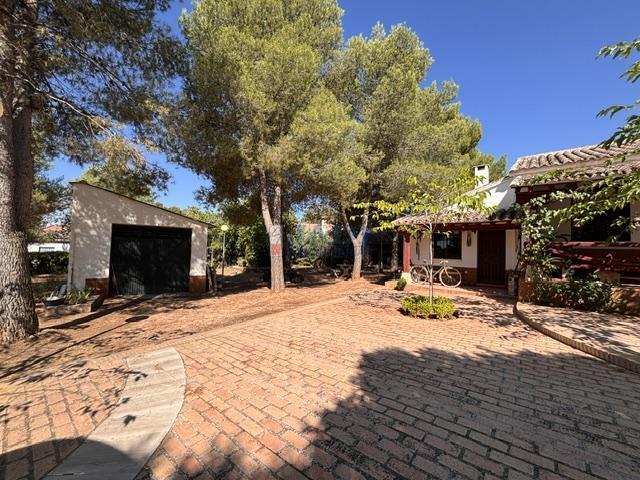 Venta de casa en Valdepeñas