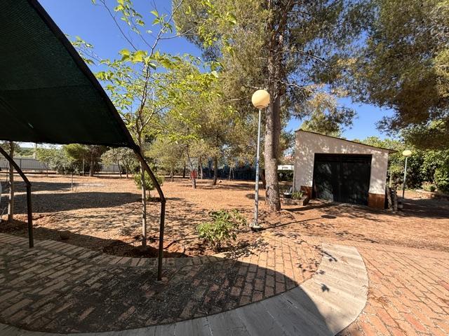 Venta de casa en Valdepeñas