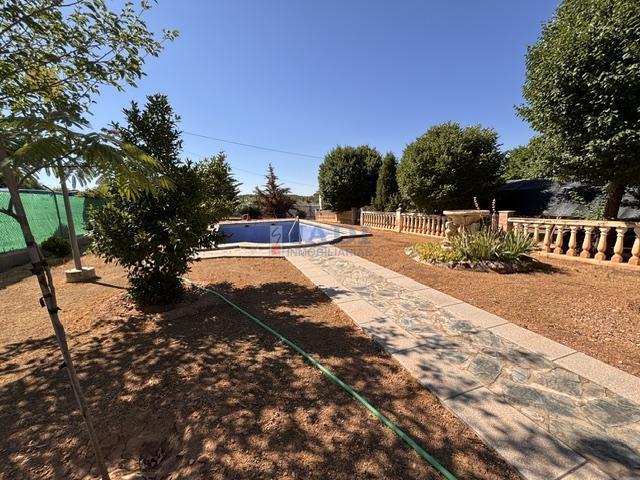 Venta de casa en Valdepeñas