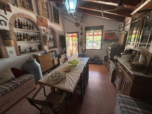 Venta de casa en Valdepeñas