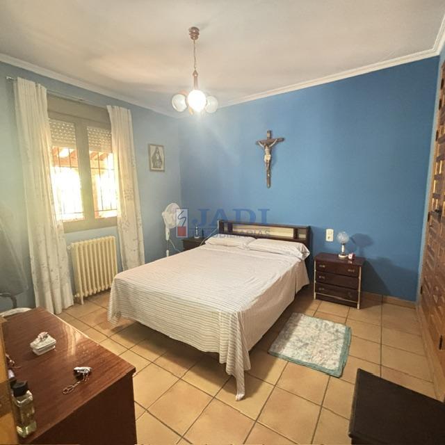 Venta de casa en Valdepeñas
