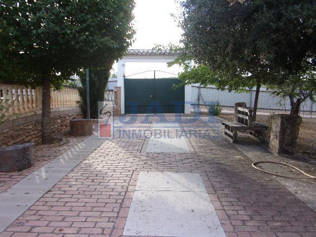 Venta de casa en Valdepeñas