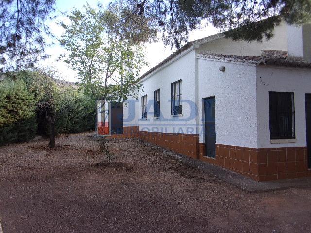 Venta de casa en Valdepeñas