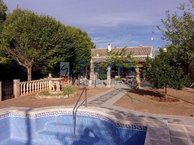 Venta de casa en Valdepeñas