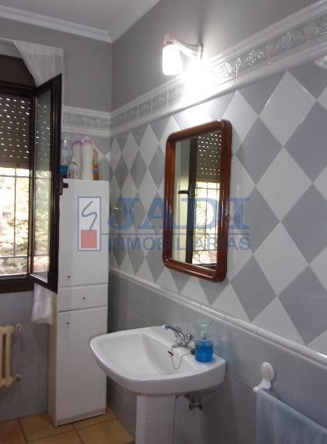 Venta de casa en Valdepeñas