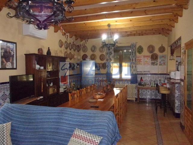 Venta de casa en Valdepeñas