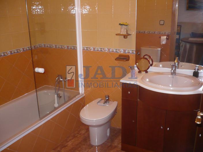 For sale of house in Torrenueva