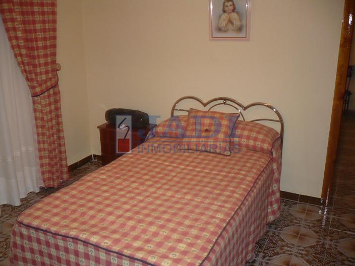 For sale of house in Torrenueva