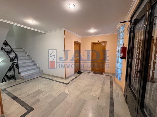 Venta de piso en Valdepeñas