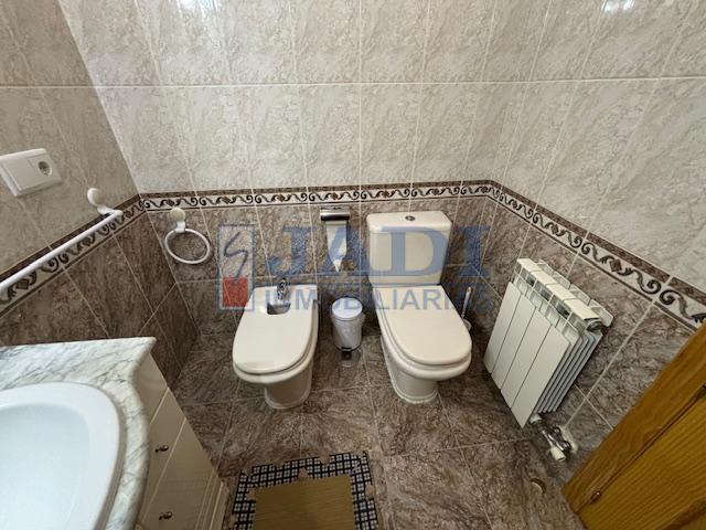 Venta de piso en Valdepeñas