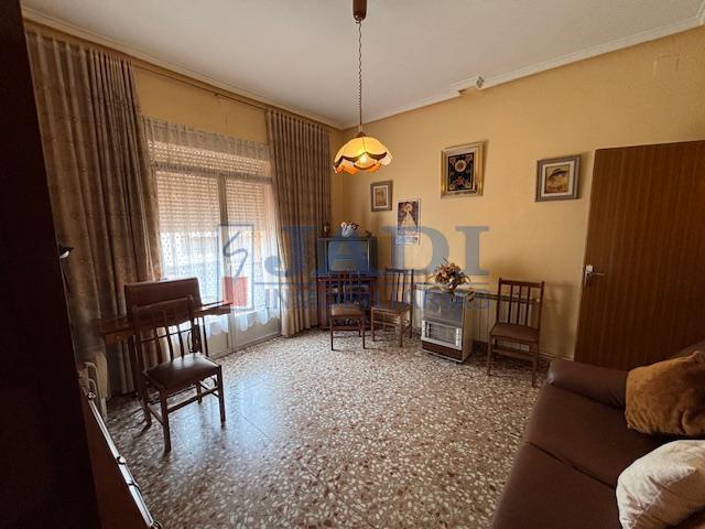 Venta de casa en Valdepeñas
