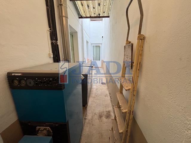 Venta de casa en Valdepeñas