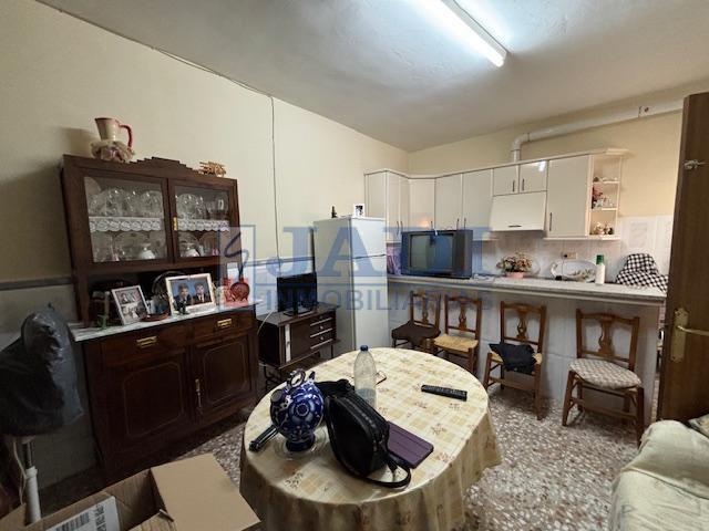 Venta de casa en Valdepeñas